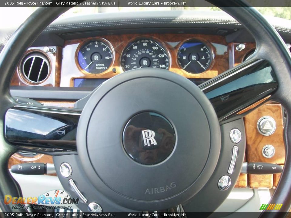 2005 Rolls-Royce Phantom Grey Metallic / Seashell/Navy Blue Photo #5