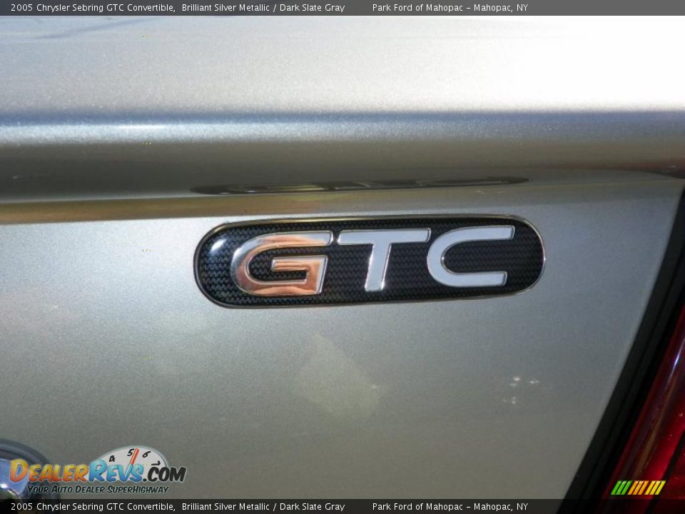 2005 Chrysler Sebring GTC Convertible Logo Photo #12
