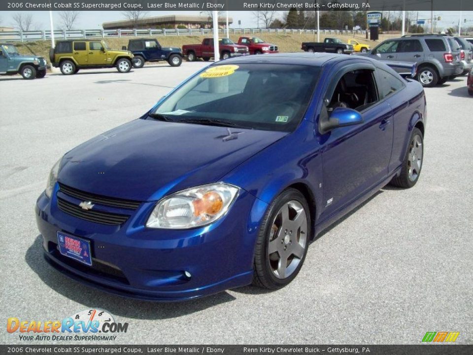 Front 3/4 View of 2006 Chevrolet Cobalt SS Supercharged Coupe Photo #11