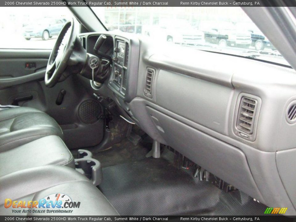 2006 Chevrolet Silverado 2500HD Work Truck Regular Cab Summit White / Dark Charcoal Photo #23