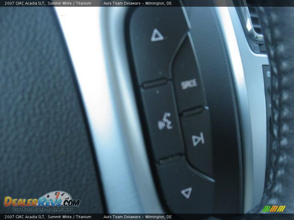 2007 GMC Acadia SLT Summit White / Titanium Photo #31