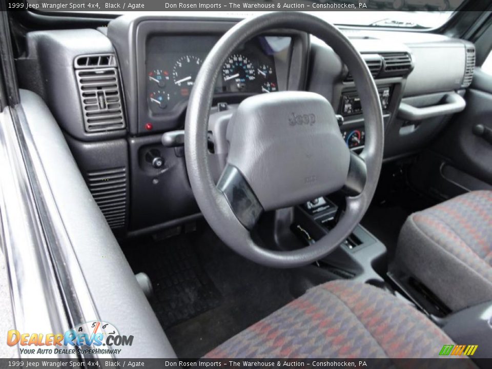 Agate Interior - 1999 Jeep Wrangler Sport 4x4 Photo #12