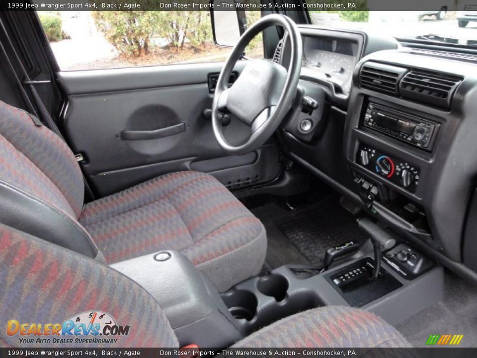 Agate Interior - 1999 Jeep Wrangler Sport 4x4 Photo #18