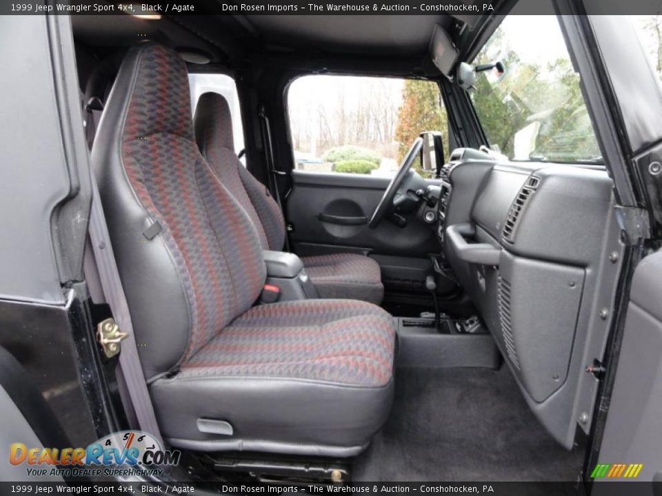 Agate Interior - 1999 Jeep Wrangler Sport 4x4 Photo #19