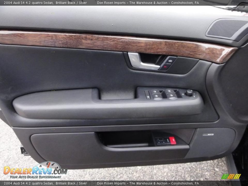 2004 Audi S4 4.2 quattro Sedan Brilliant Black / Silver Photo #14