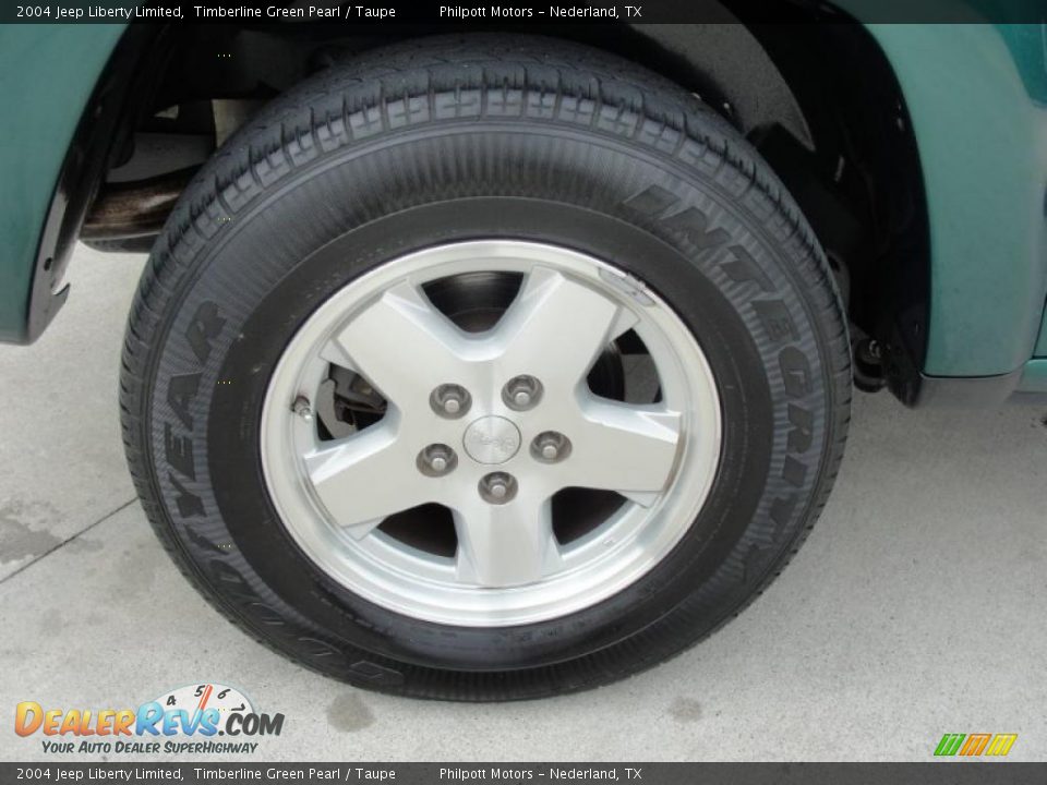 2004 Jeep Liberty Limited Wheel Photo #15