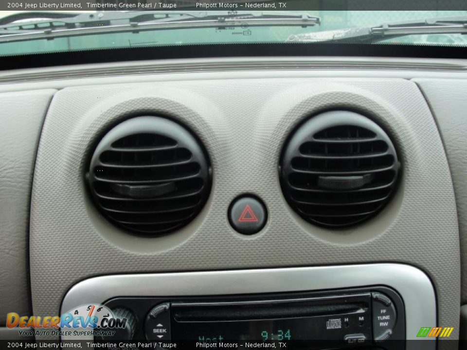 2004 Jeep Liberty Limited Timberline Green Pearl / Taupe Photo #35