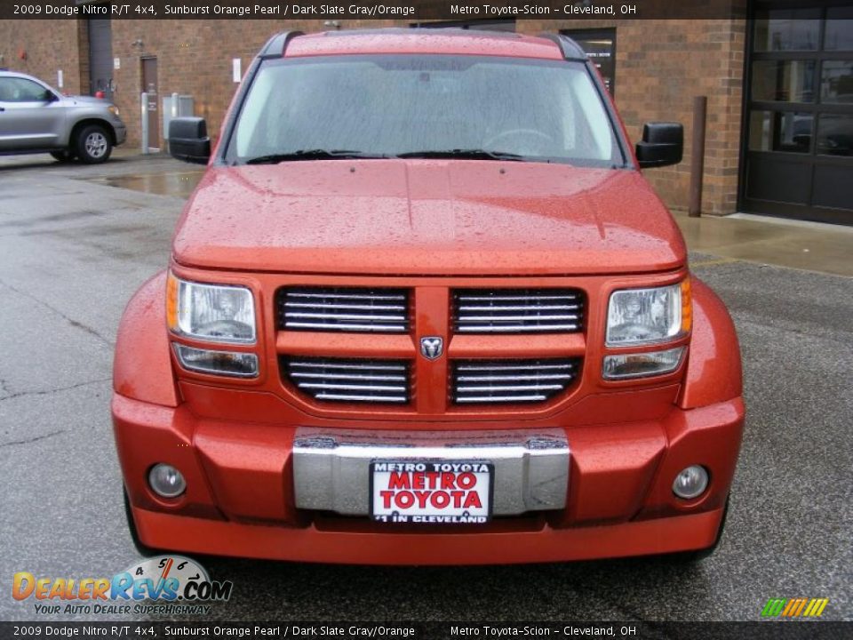 2009 Dodge Nitro R/T 4x4 Sunburst Orange Pearl / Dark Slate Gray/Orange Photo #8