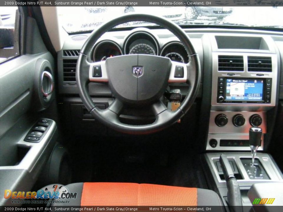 Dashboard of 2009 Dodge Nitro R/T 4x4 Photo #15