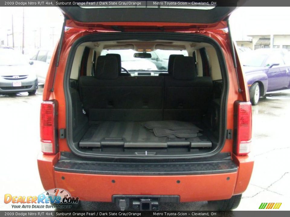 2009 Dodge Nitro R/T 4x4 Trunk Photo #25