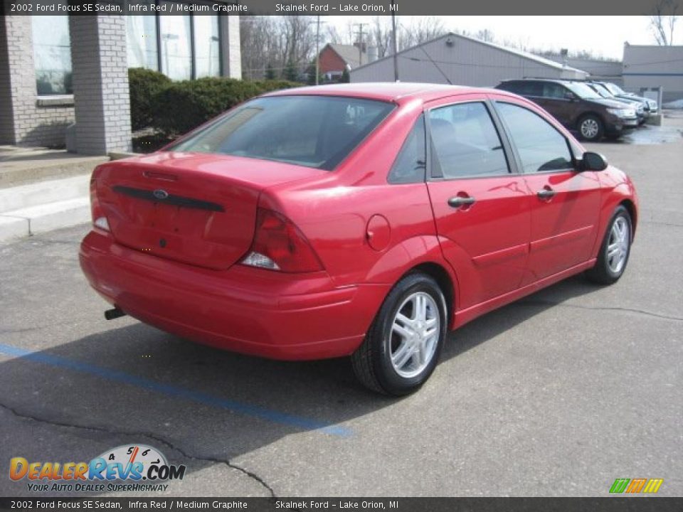 Infra Red 2002 Ford Focus SE Sedan Photo #7