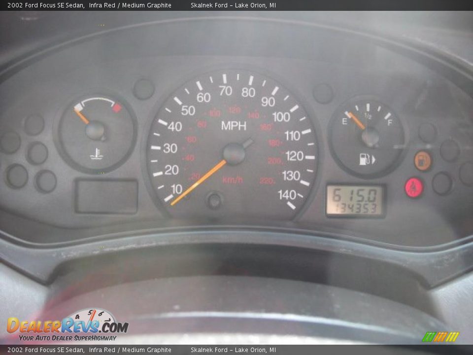 2002 Ford Focus SE Sedan Gauges Photo #23