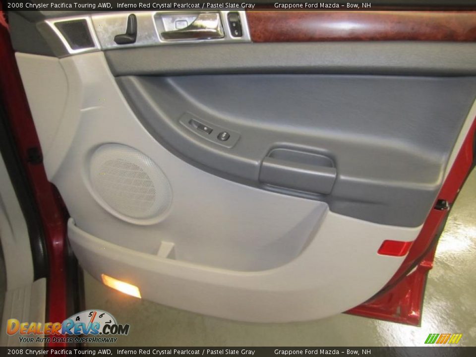 Door Panel of 2008 Chrysler Pacifica Touring AWD Photo #25