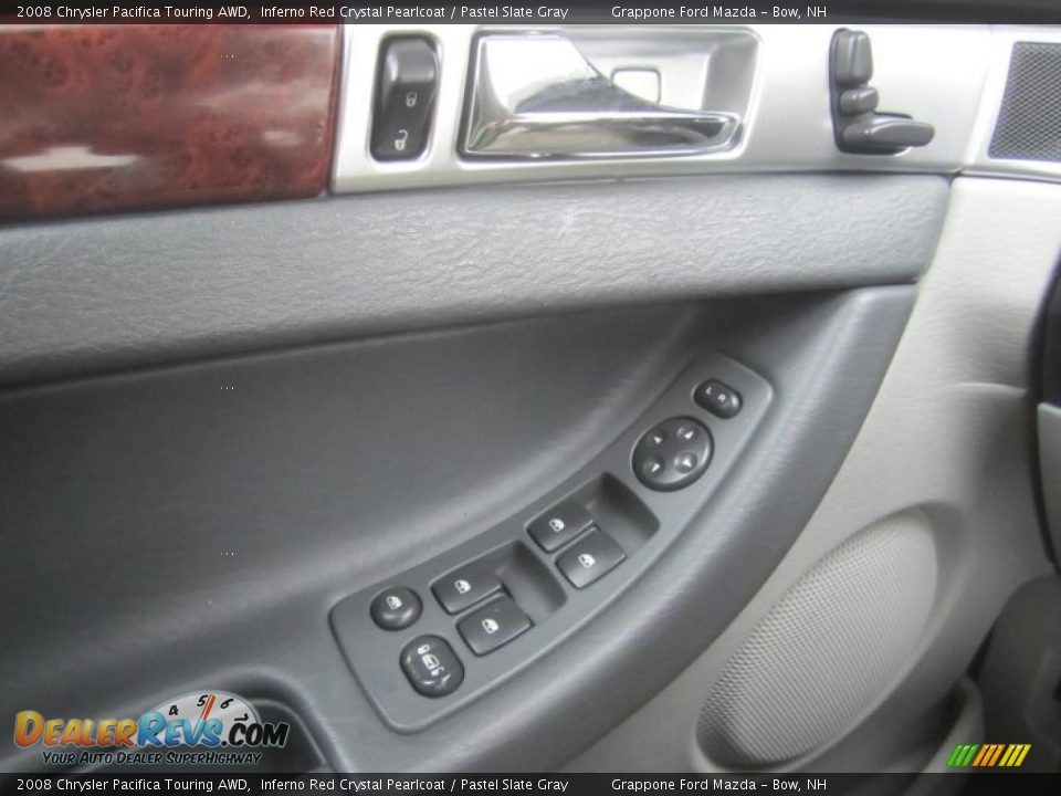 Controls of 2008 Chrysler Pacifica Touring AWD Photo #27