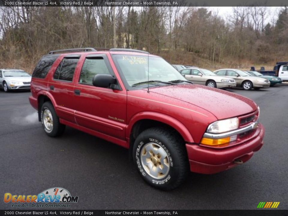 2000 Chevrolet Blazer LS 4x4 Victory Red / Beige Photo #1