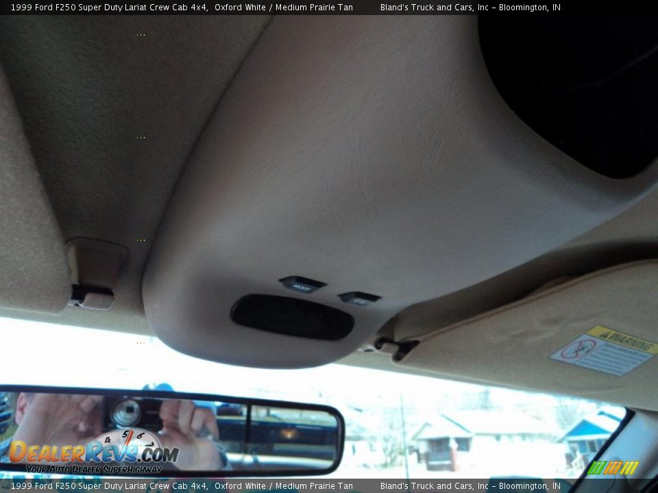 1999 Ford F250 Super Duty Lariat Crew Cab 4x4 Oxford White / Medium Prairie Tan Photo #8