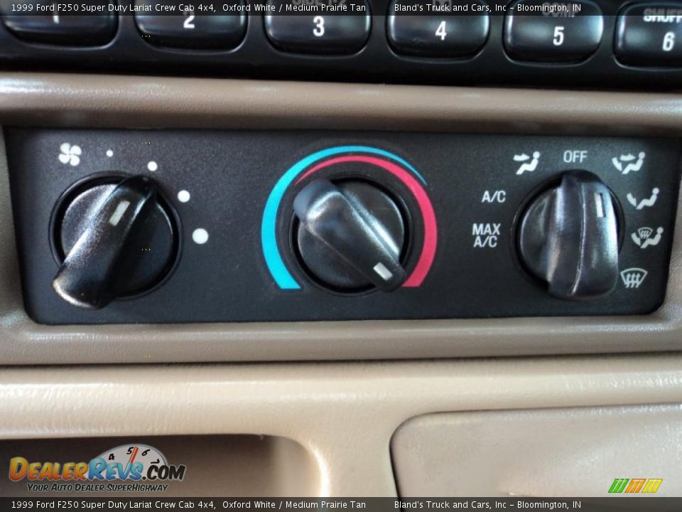 Controls of 1999 Ford F250 Super Duty Lariat Crew Cab 4x4 Photo #11