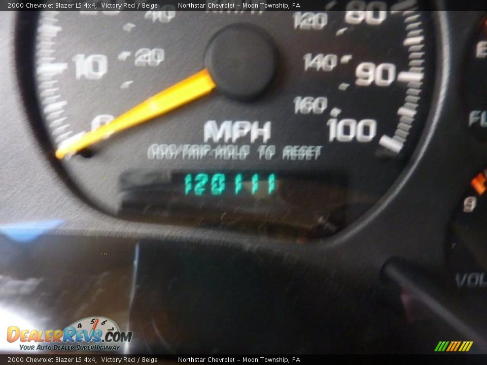 2000 Chevrolet Blazer LS 4x4 Victory Red / Beige Photo #15