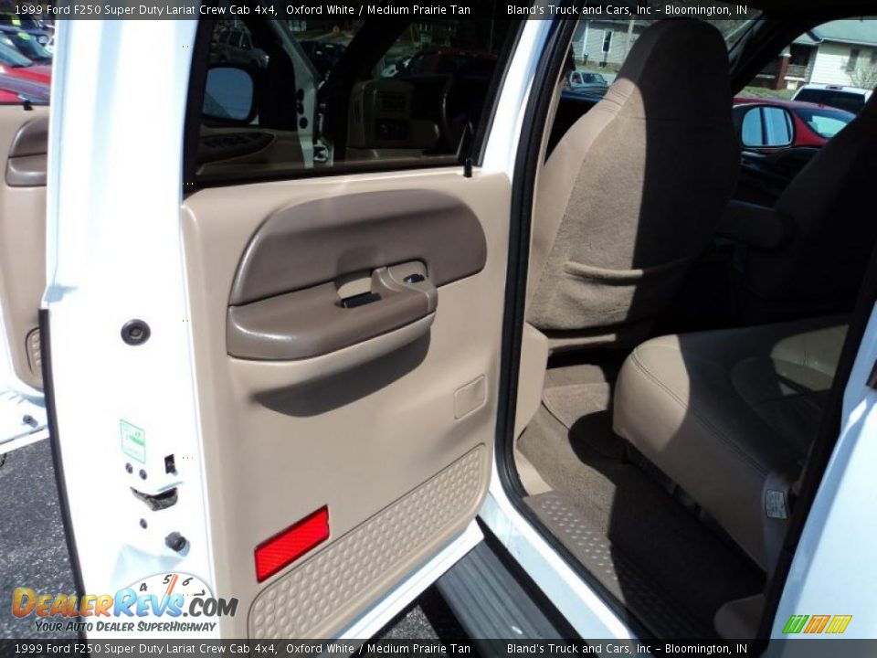 1999 Ford F250 Super Duty Lariat Crew Cab 4x4 Oxford White / Medium Prairie Tan Photo #15