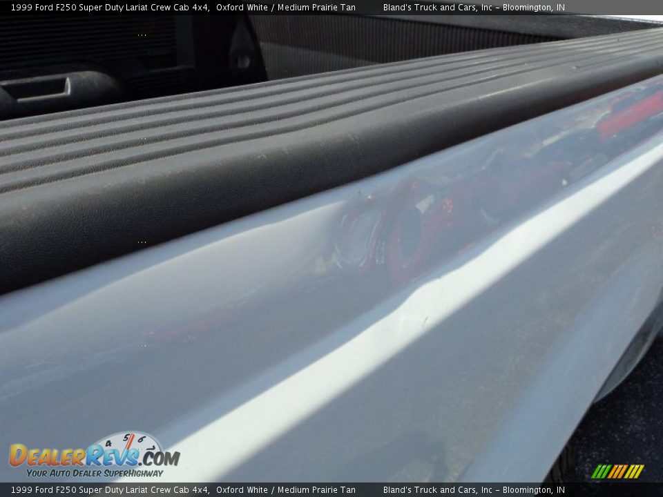 1999 Ford F250 Super Duty Lariat Crew Cab 4x4 Oxford White / Medium Prairie Tan Photo #24