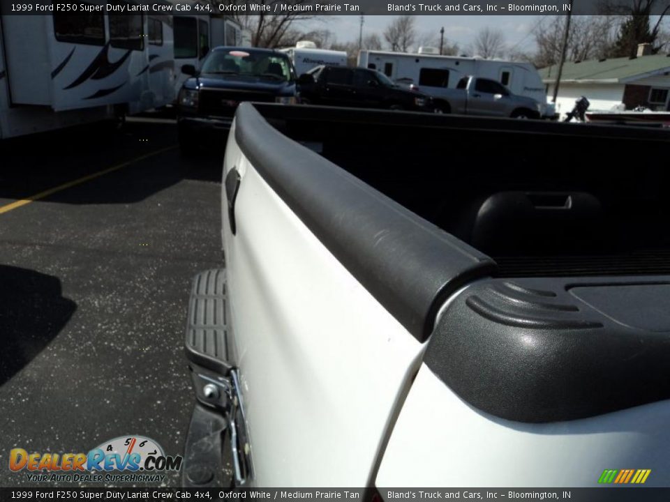 1999 Ford F250 Super Duty Lariat Crew Cab 4x4 Oxford White / Medium Prairie Tan Photo #25