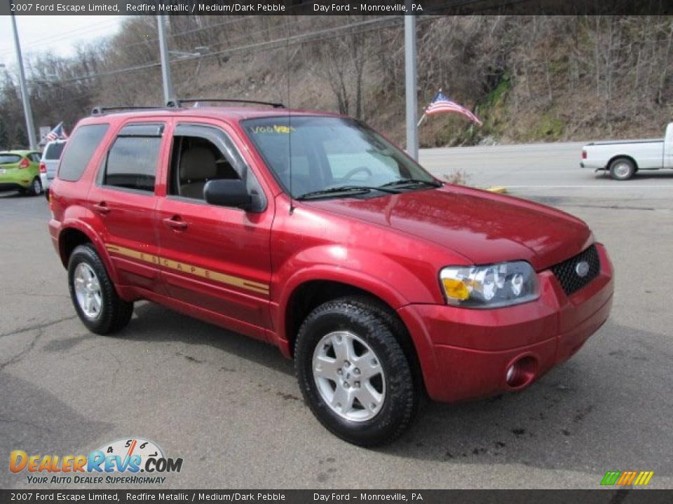 Front 3/4 View of 2007 Ford Escape Limited Photo #5
