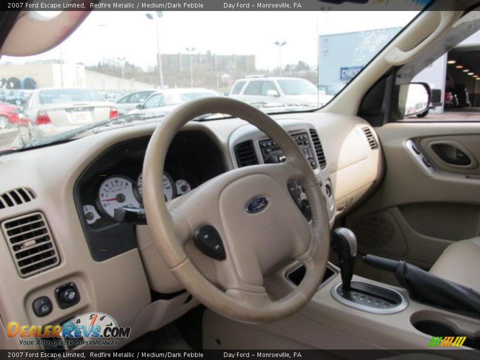 Medium/Dark Pebble Interior - 2007 Ford Escape Limited Photo #10