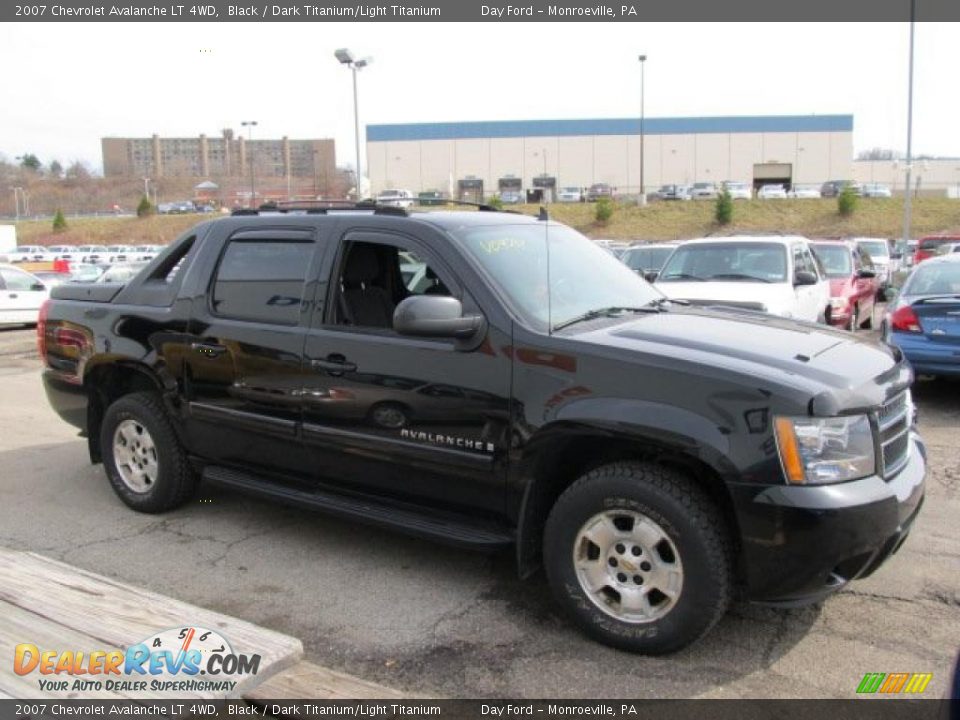 2007 Chevrolet Avalanche LT 4WD Black / Dark Titanium/Light Titanium Photo #3