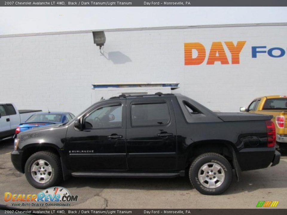 2007 Chevrolet Avalanche LT 4WD Black / Dark Titanium/Light Titanium Photo #4