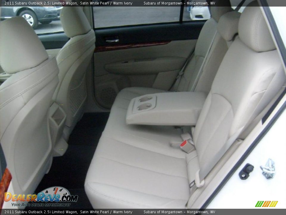2011 Subaru Outback 2.5i Limited Wagon Satin White Pearl / Warm Ivory Photo #15