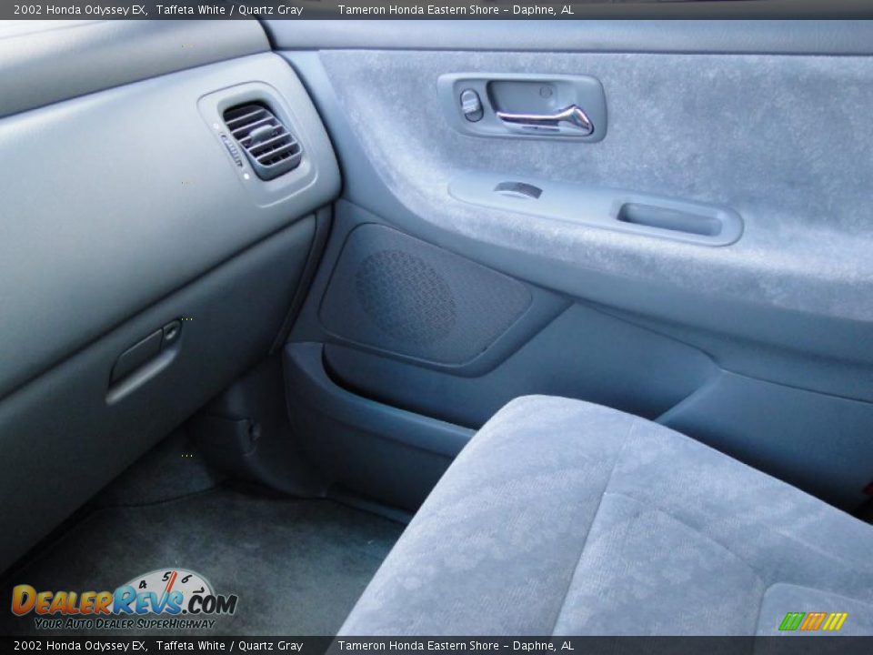 2002 Honda Odyssey EX Taffeta White / Quartz Gray Photo #25