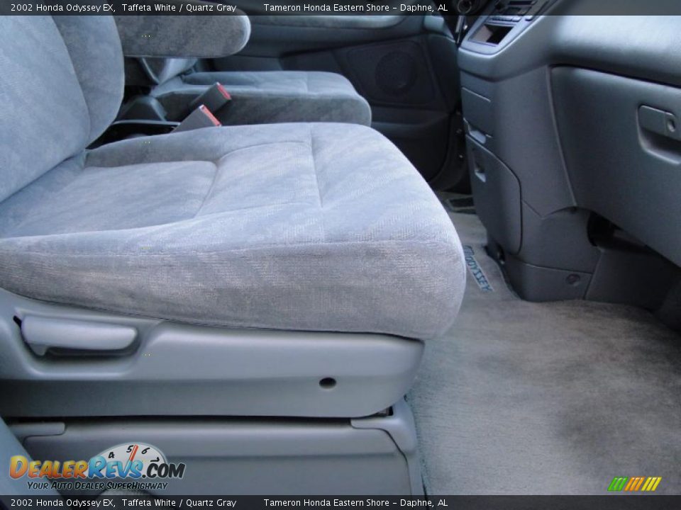 2002 Honda Odyssey EX Taffeta White / Quartz Gray Photo #28