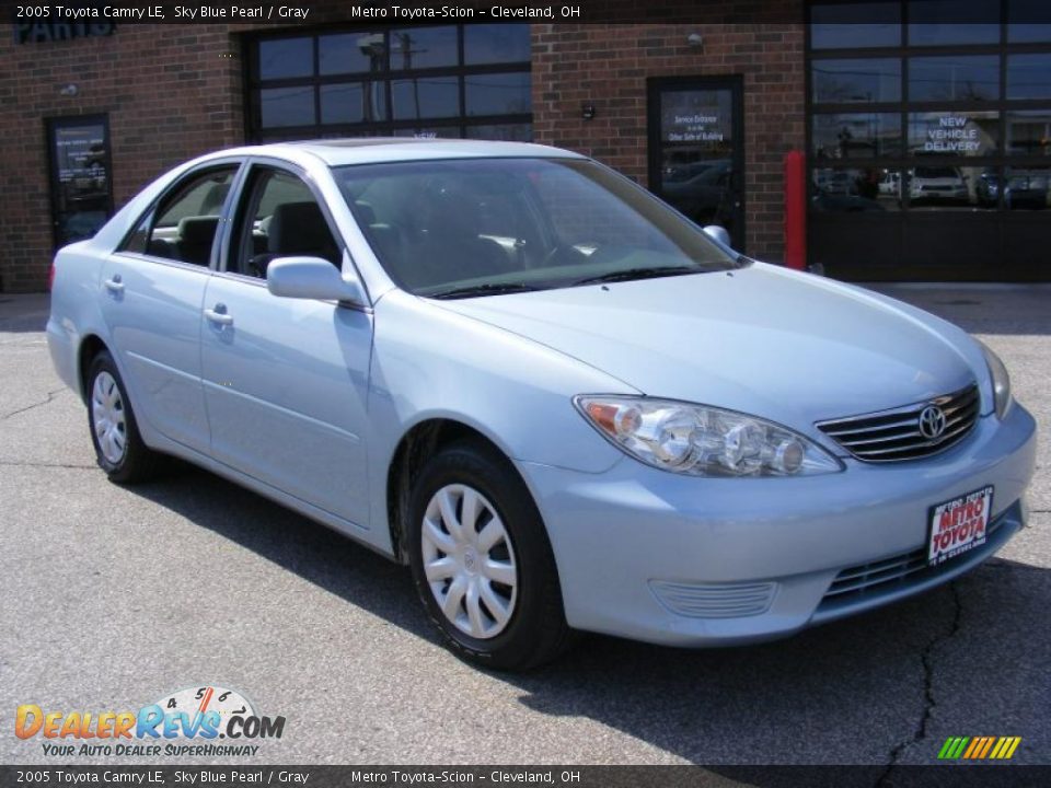 2005 toyota camry sky blue pearl #2