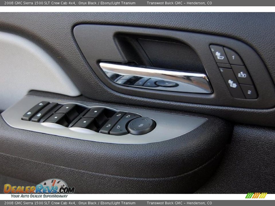 Controls of 2008 GMC Sierra 1500 SLT Crew Cab 4x4 Photo #14