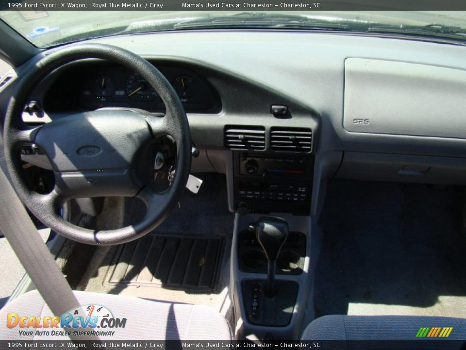 1995 Ford Escort LX Wagon Royal Blue Metallic / Gray Photo #17