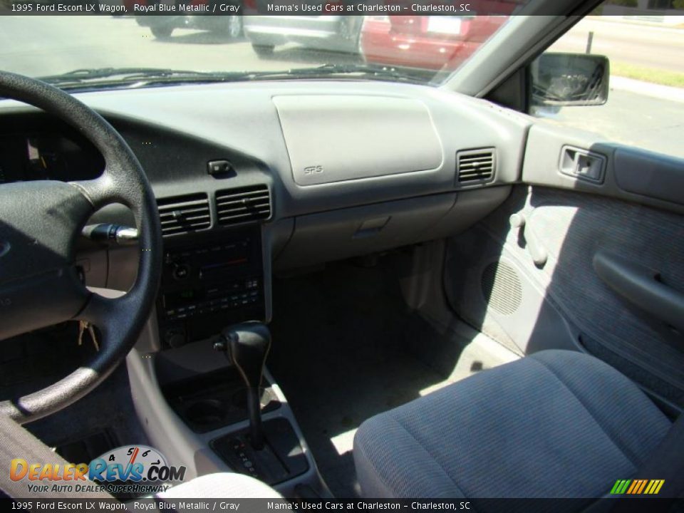 1995 Ford Escort LX Wagon Royal Blue Metallic / Gray Photo #19