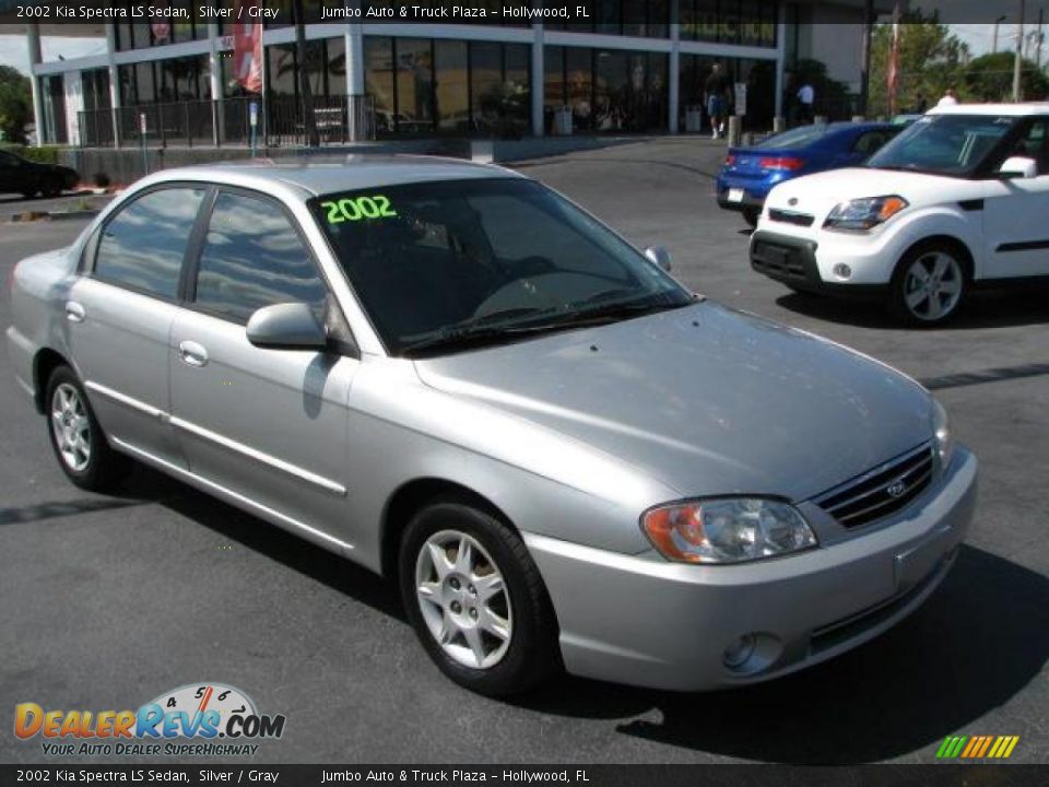 2002 Kia Spectra LS Sedan Silver / Gray Photo #1