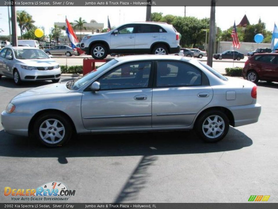 2002 Kia Spectra LS Sedan Silver / Gray Photo #6