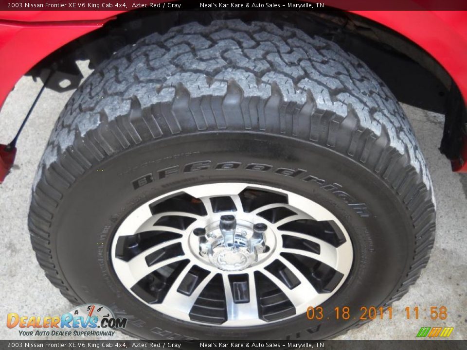 2003 Nissan Frontier XE V6 King Cab 4x4 Aztec Red / Gray Photo #10