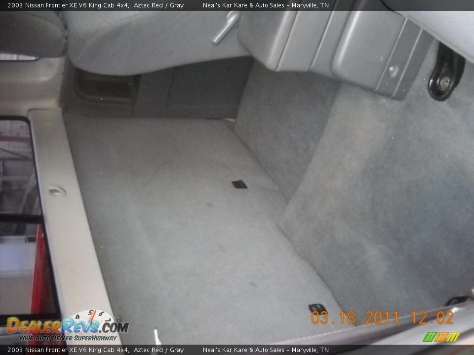 2003 Nissan Frontier XE V6 King Cab 4x4 Aztec Red / Gray Photo #21