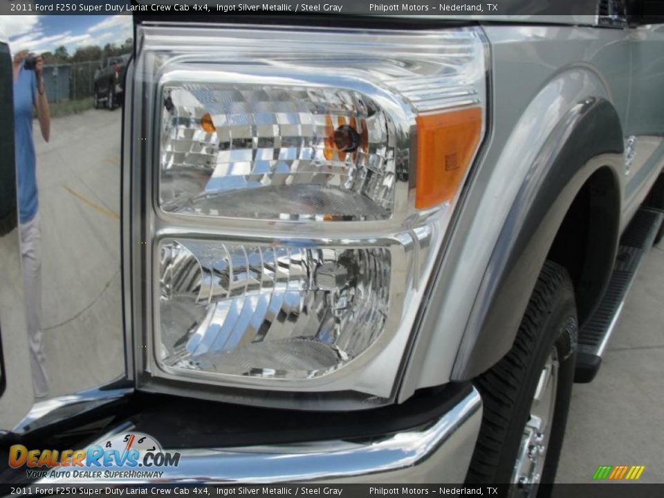 2011 Ford F250 Super Duty Lariat Crew Cab 4x4 Ingot Silver Metallic / Steel Gray Photo #9