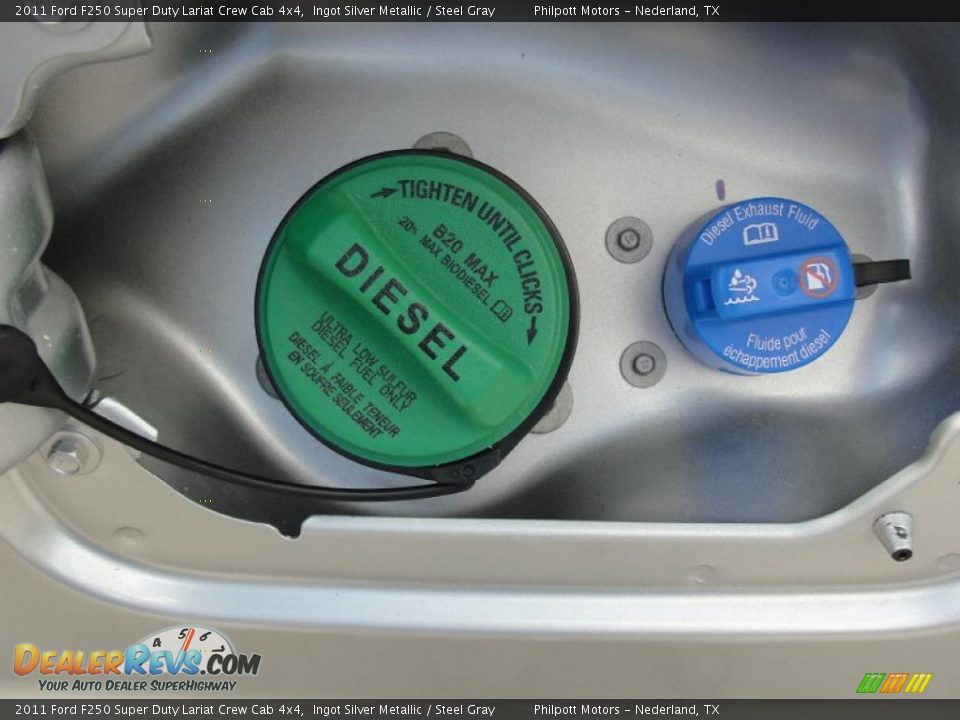 2011 Ford F250 Super Duty Lariat Crew Cab 4x4 Ingot Silver Metallic / Steel Gray Photo #18