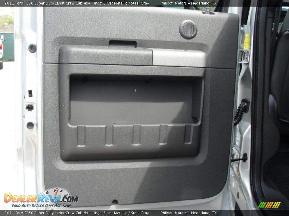 2011 Ford F250 Super Duty Lariat Crew Cab 4x4 Ingot Silver Metallic / Steel Gray Photo #22