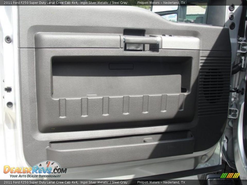 2011 Ford F250 Super Duty Lariat Crew Cab 4x4 Ingot Silver Metallic / Steel Gray Photo #24