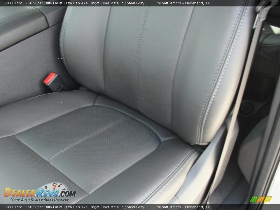 2011 Ford F250 Super Duty Lariat Crew Cab 4x4 Ingot Silver Metallic / Steel Gray Photo #27