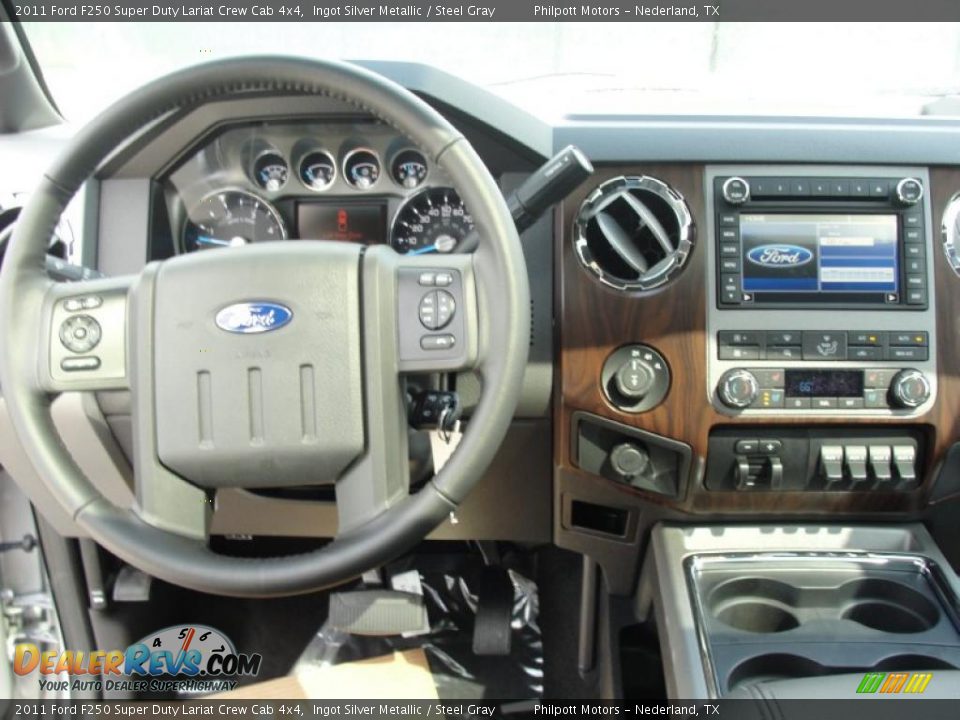 2011 Ford F250 Super Duty Lariat Crew Cab 4x4 Ingot Silver Metallic / Steel Gray Photo #30