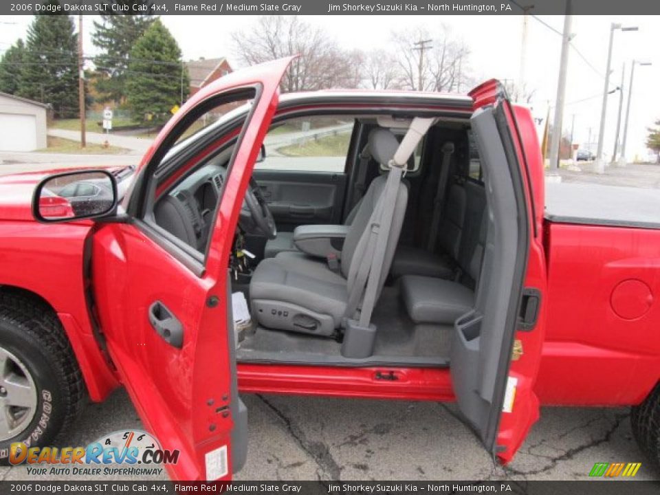 Medium Slate Gray Interior - 2006 Dodge Dakota SLT Club Cab 4x4 Photo #8