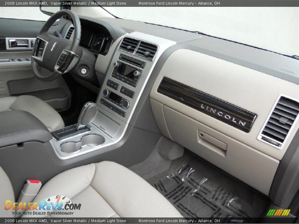 Dashboard of 2008 Lincoln MKX AWD Photo #14