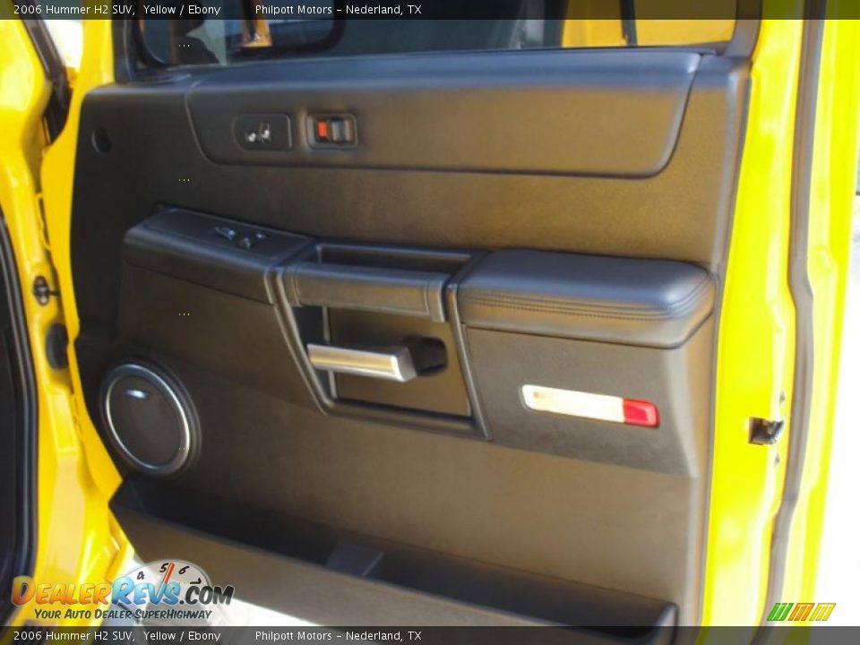 Door Panel of 2006 Hummer H2 SUV Photo #21