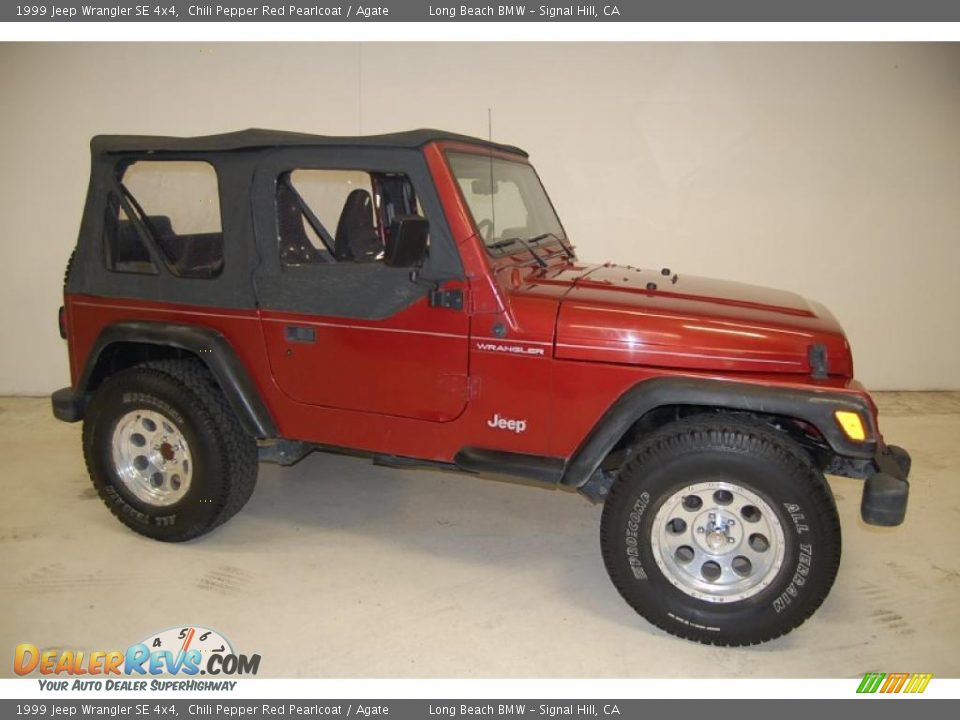1999 Jeep Wrangler SE 4x4 Chili Pepper Red Pearlcoat / Agate Photo 3